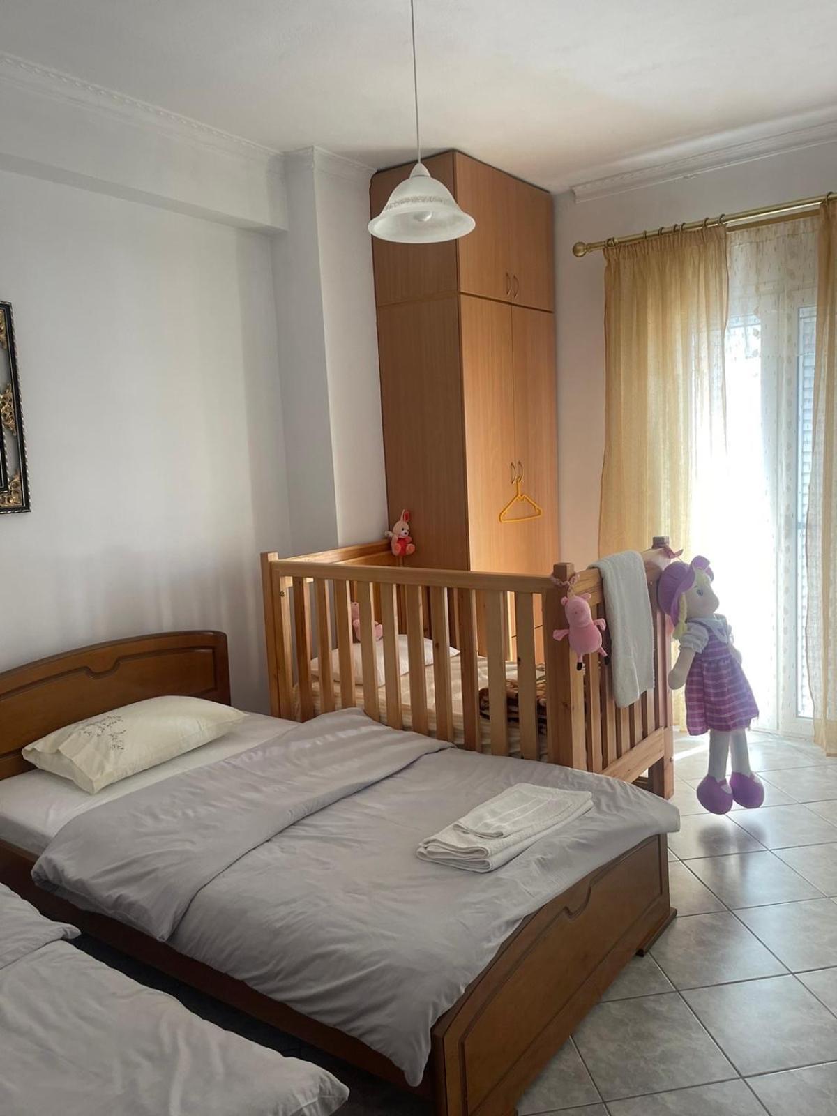Bright Apartment, Spacious Near The Center Трикала Экстерьер фото